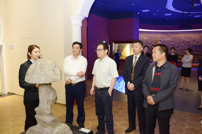 專(zhuān)題報(bào)道